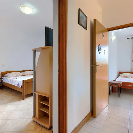 Gabi - Mdn152 By Interhome Apartment Liznjan