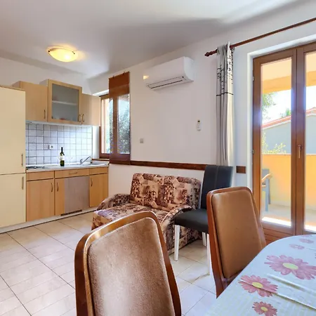 Apartment Gabi - Mdn152 By Interhome Liznjan