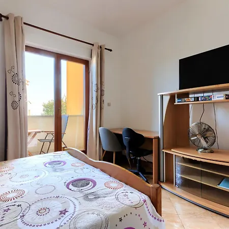 Gabi - Mdn152 By Interhome Apartment *