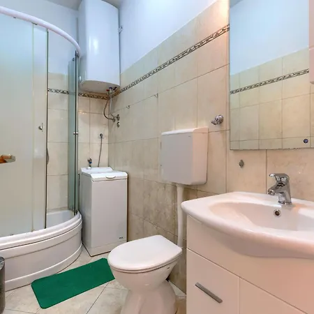 Apartment Gabi - Mdn152 By Interhome *