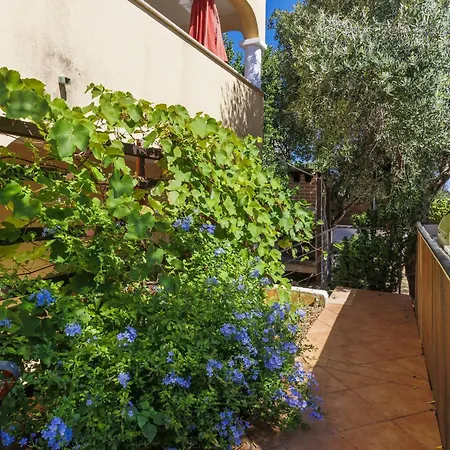 Gabi-3 By Interhome * Ližnjan